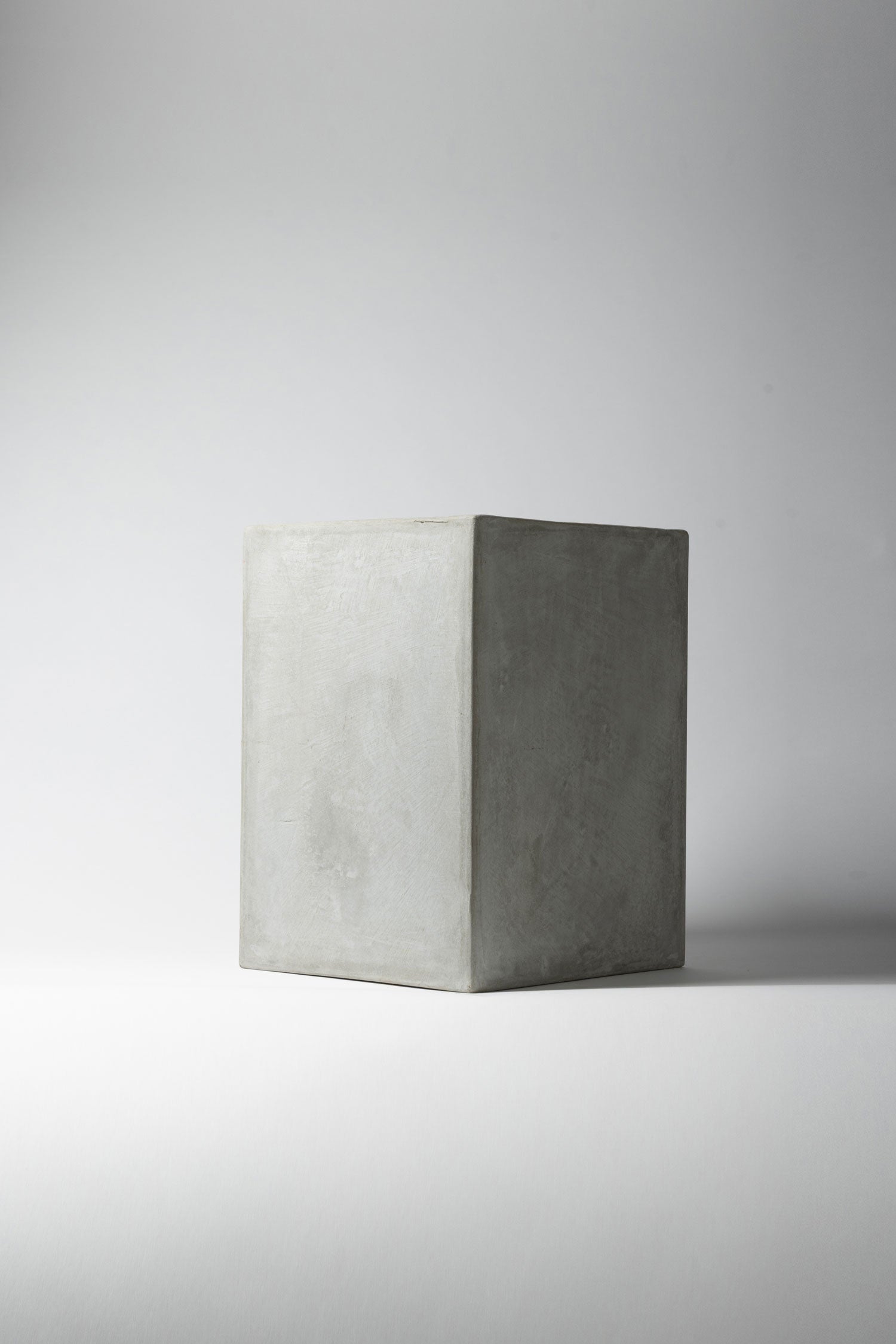 清 KIYOSHI / ディスプレイテーブル